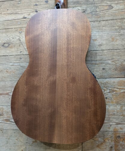 Sigma 00MSE Solid Top Electro Acoustic Parlour Guitar - Image 4