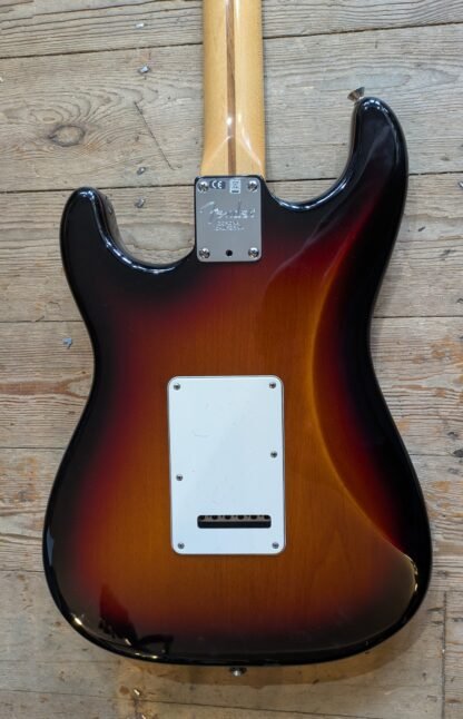 Fender American Standard Stratocaster Brown Sunburst, Maple Neck, near mint (2015) - Image 5