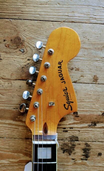 Squier Classic Vibe Jaguar 70's Sunburst (2021) - Image 4