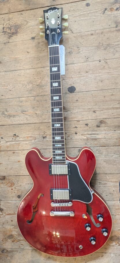 Gibson ES-DY 335 Heritage Cherry USA built exclusively for Japan's domestic market (2010)