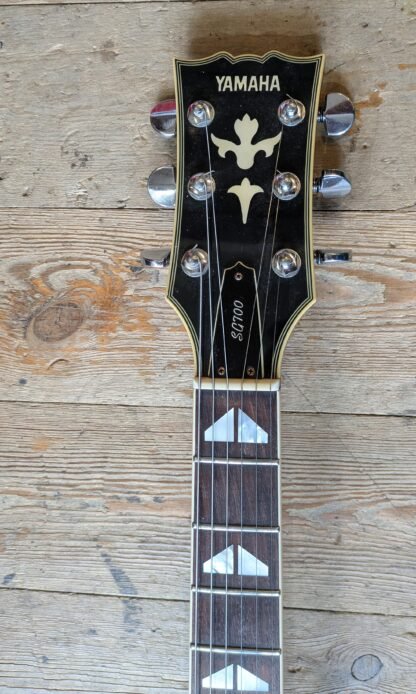 Yamaha SG 700 Cherry Sunburst Made in Japan #003860 (1978) - Image 5