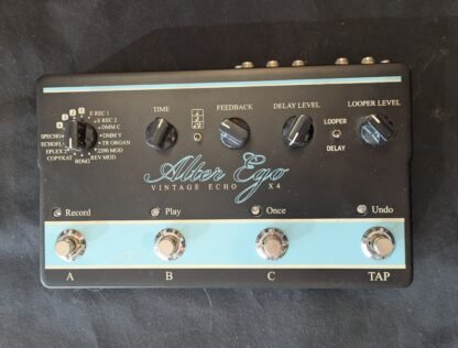TC Electronic Alter Ego X4 Vintage Echo - Image 3