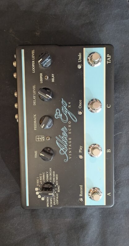 TC Electronic Alter Ego X4 Vintage Echo