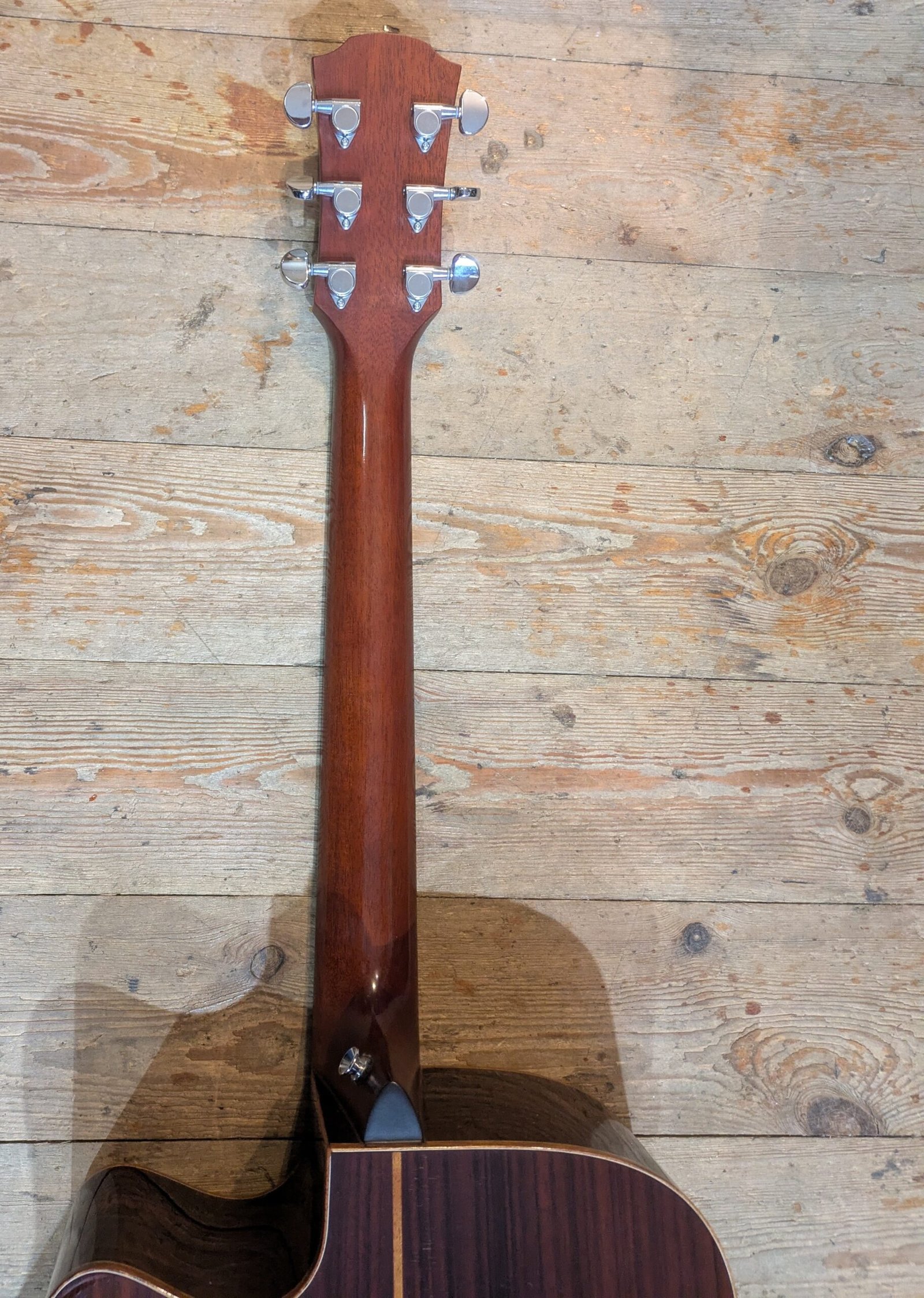 Yamaha A3R ARE Solid top, back & sides electro acoustic - Image 3