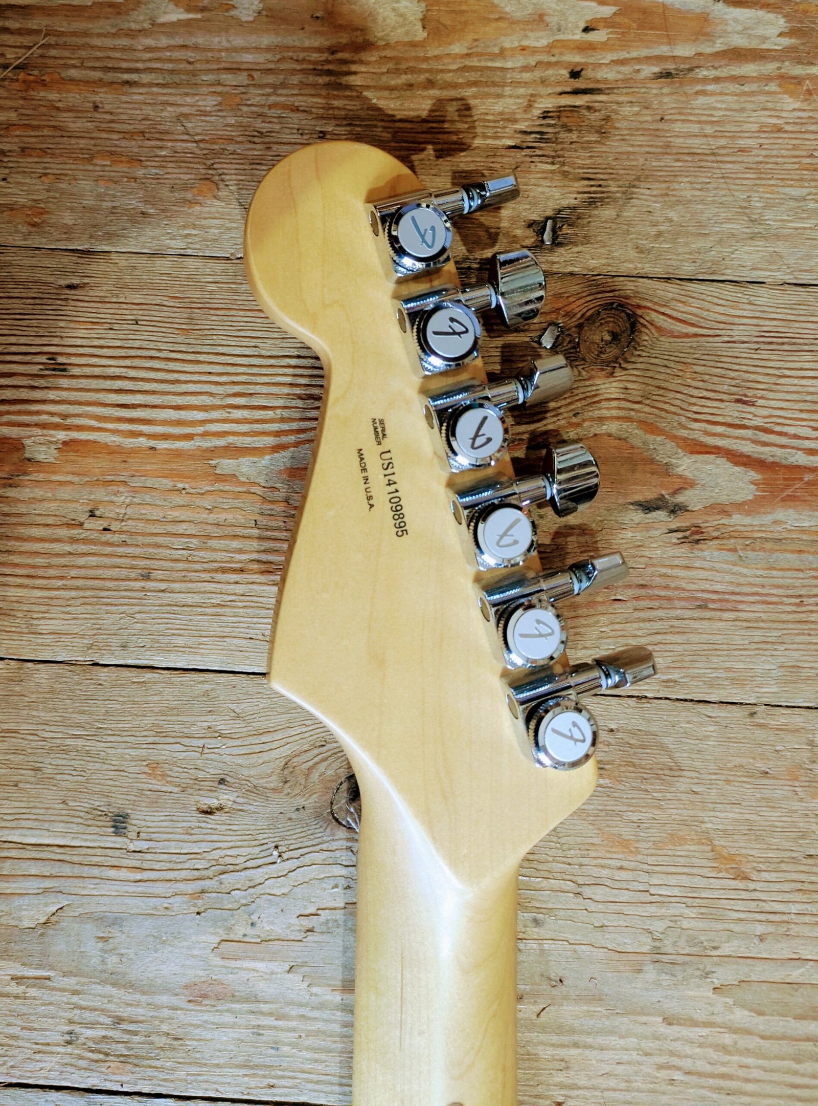 Fender American Deluxe Stratocaster Blizzard Pearl MN (2014) - Image 2