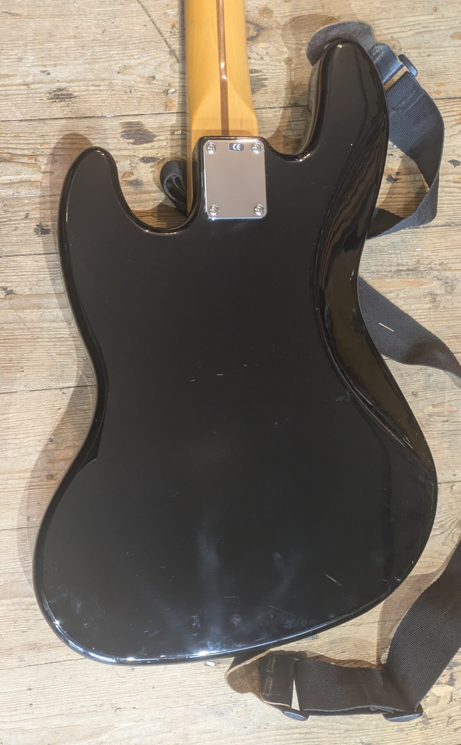 Fender Jazz Bass Standard Black RW - Image 2