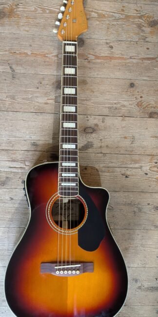 Fender Malibu SCE 3TS Solid Top