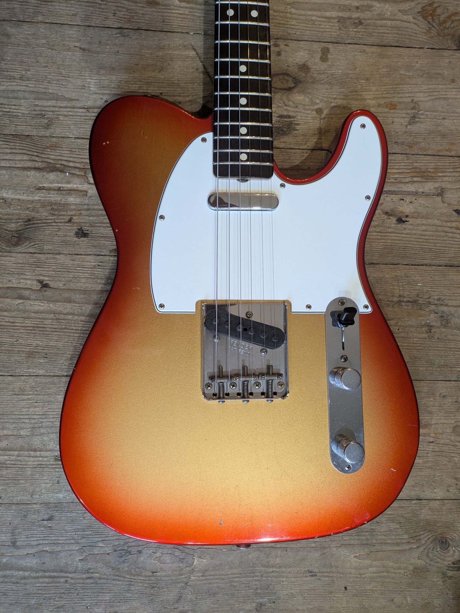 Fender Custom Shop 63 Journeyman Relic Telecaster Sunset Metallic (2008) - Image 4