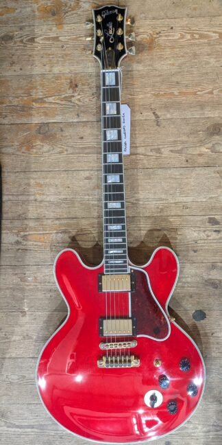 Gibson BB King Lucille Cherry Red, as new condition (2016)