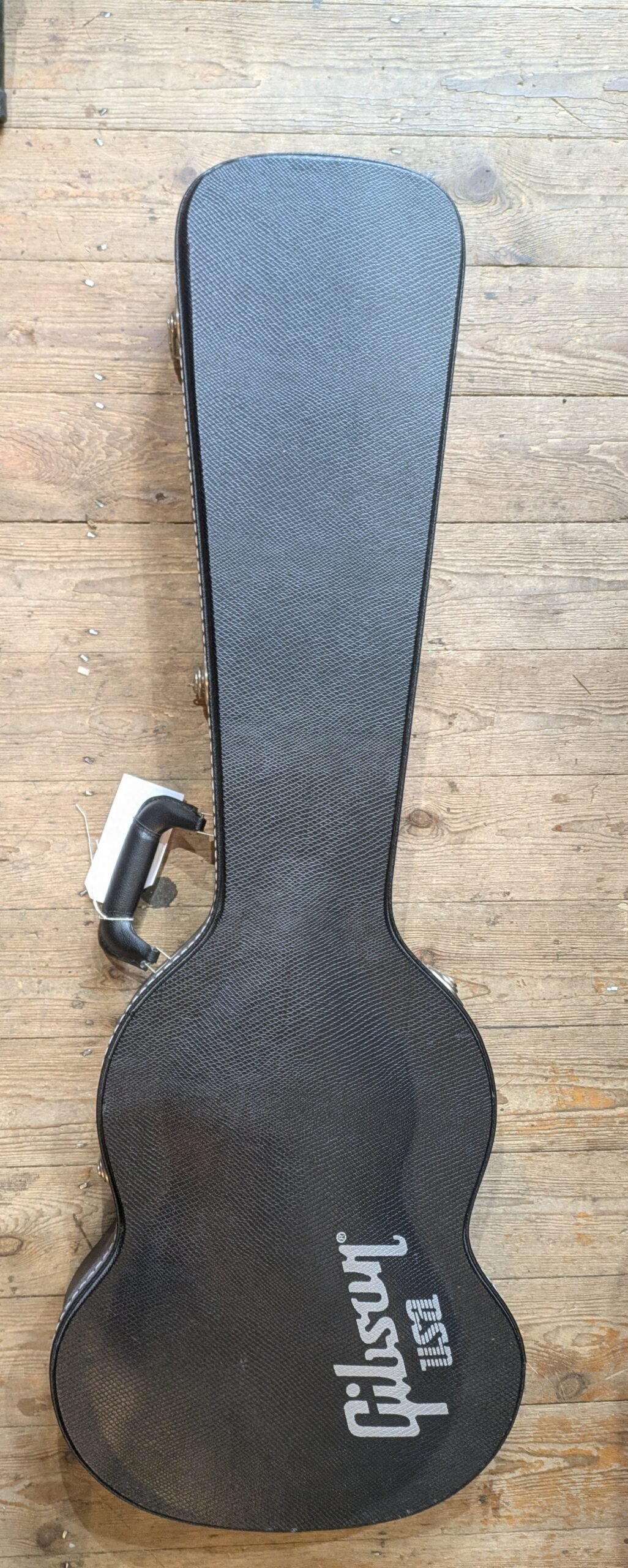 Gibson SG Bass left-handed, Worn Heritage Cherry with case (2013) - Image 4