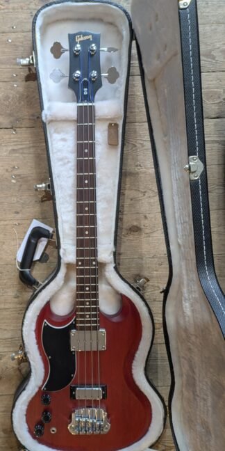 Gibson SG Bass left-handed, Worn Heritage Cherry with case (2013)