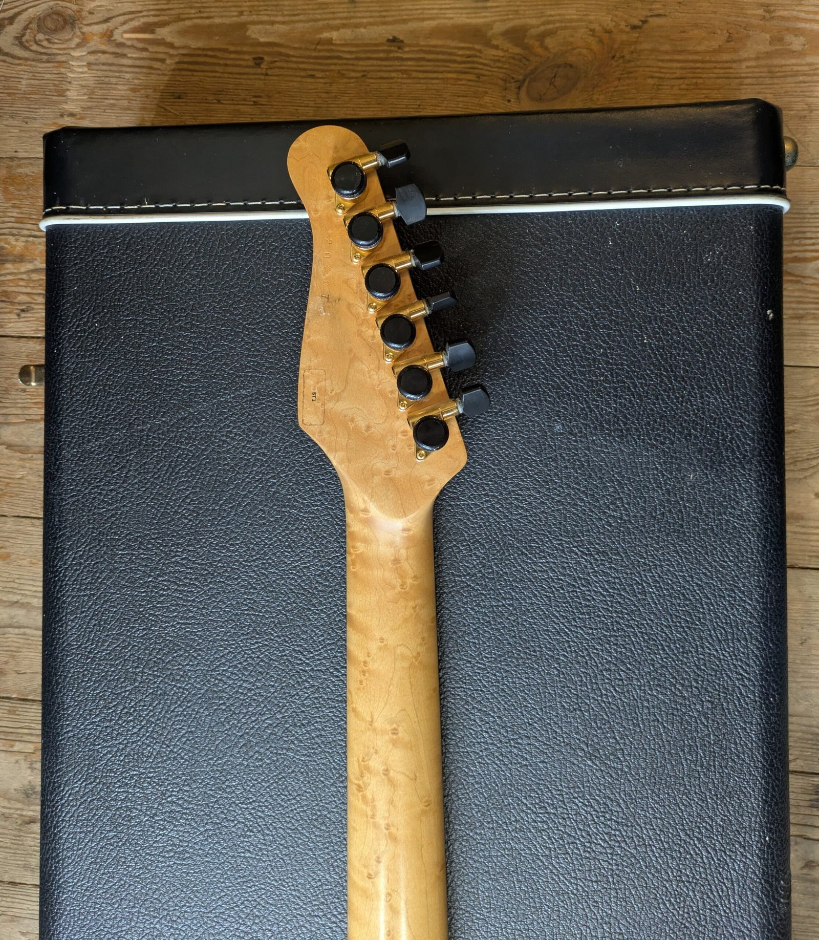 Godin Artisan ST1 with case Rare Premium Godin Electric(circa '95) - Image 9