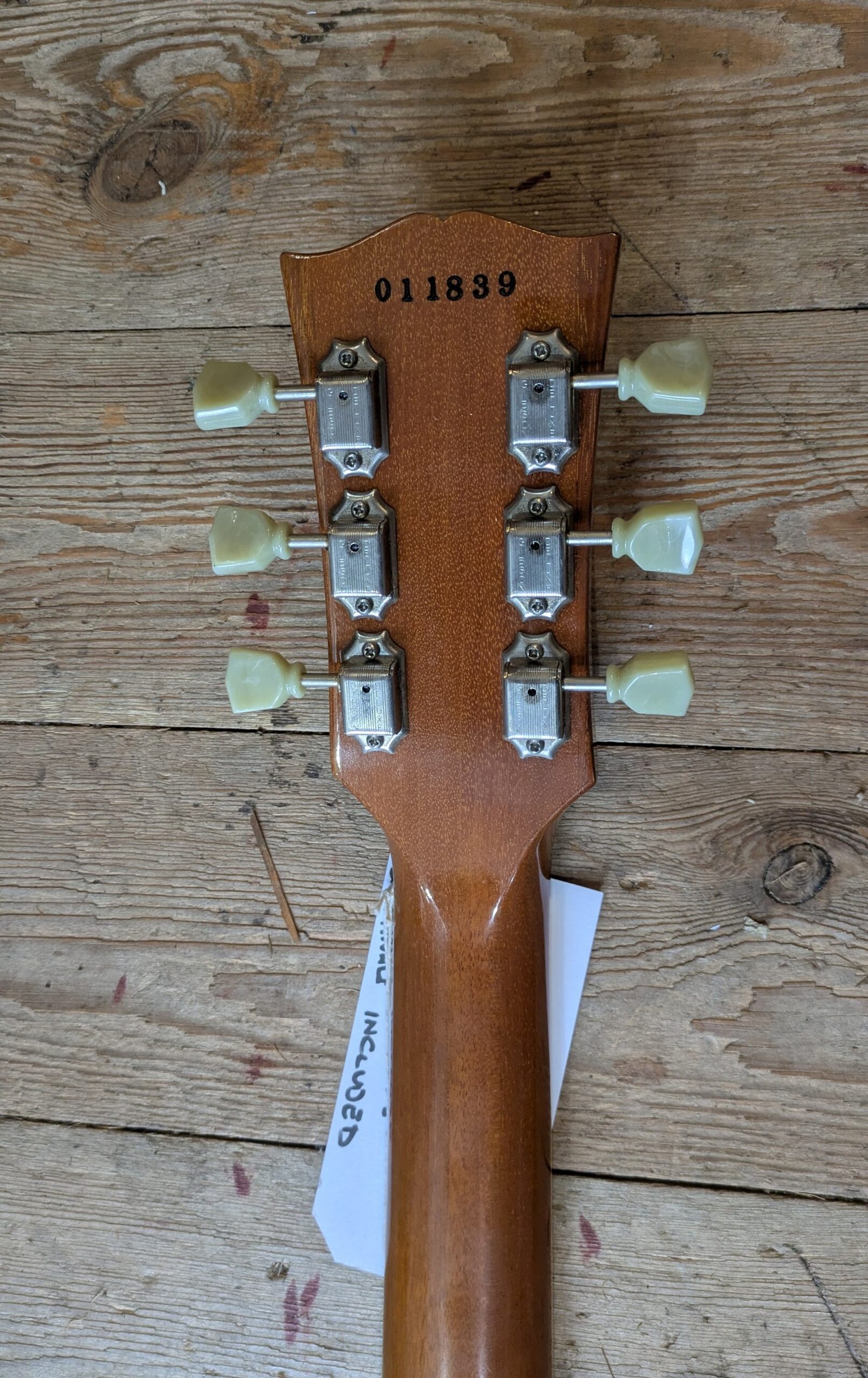 Gibson Les Paul Classic, Gold Top (1990's) with Monty's Pickup Upgrades - Image 4