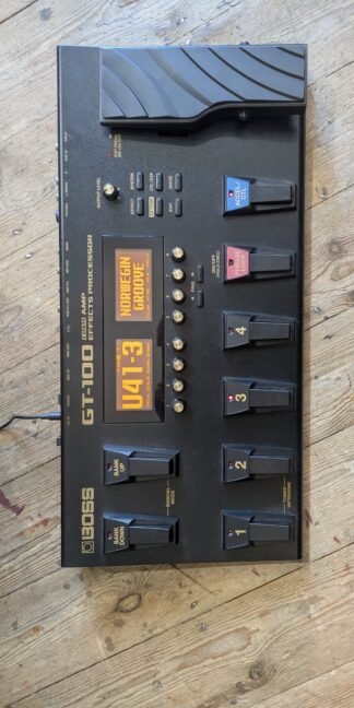 Boss GT-100 with PSU
