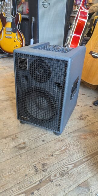 Schertler Unico Acoustic combo